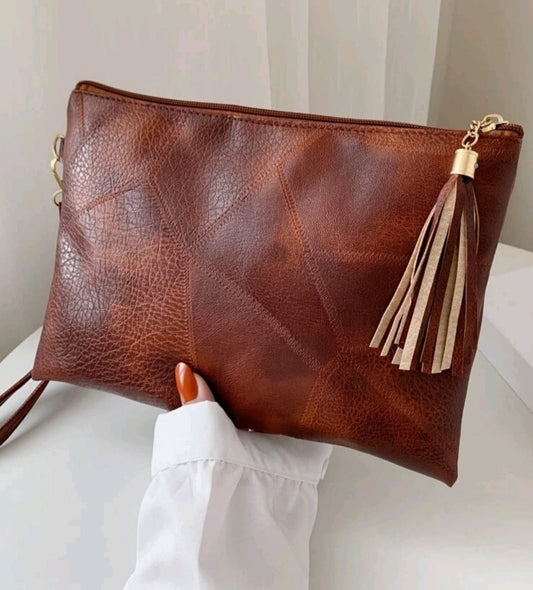 Brown Vintage Embossed Tassel Decor Wristlet