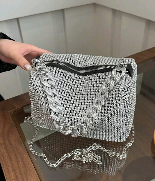 Metallic Handbag with Chain Decoration