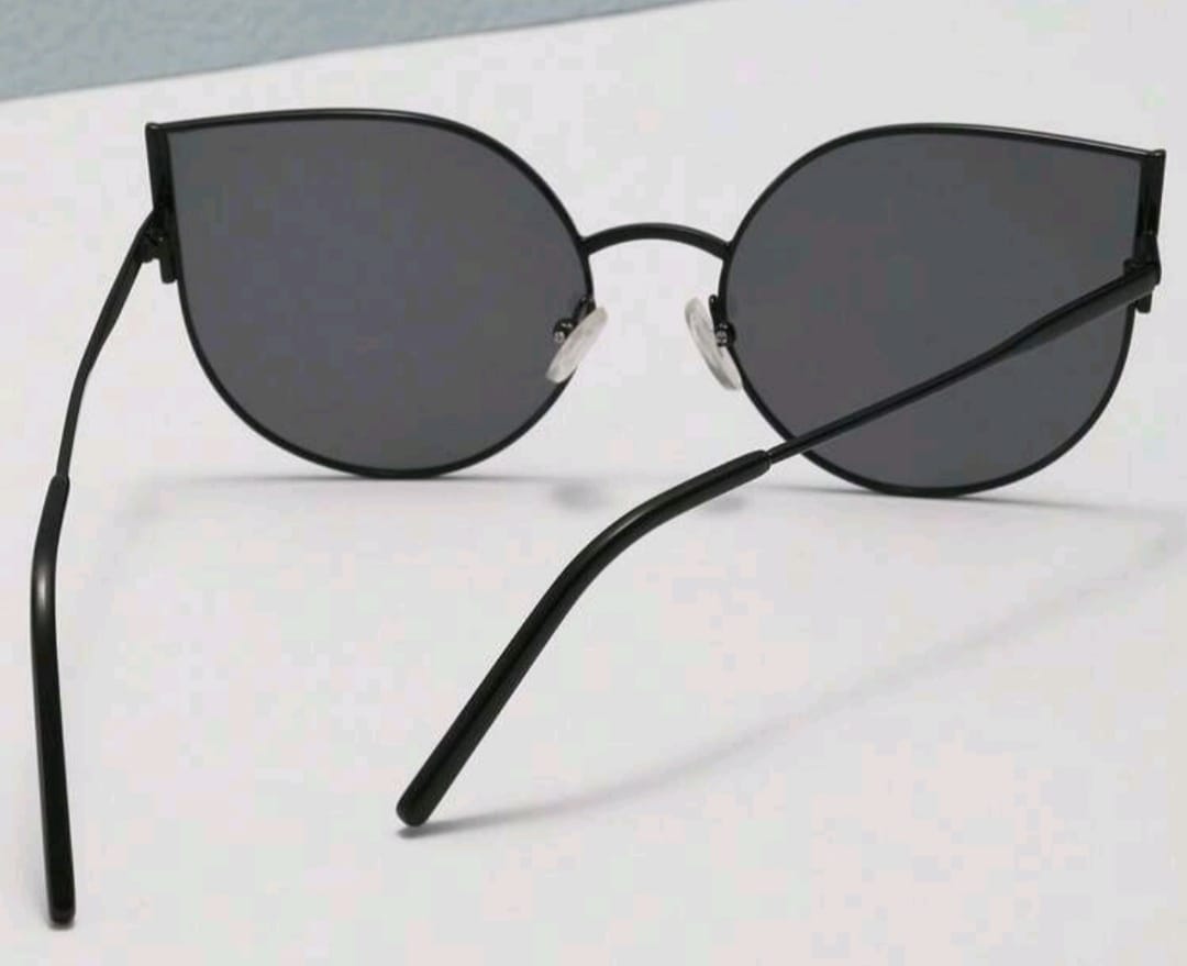 Black Cat Eye Shaped Full Frame Fashion Glasses