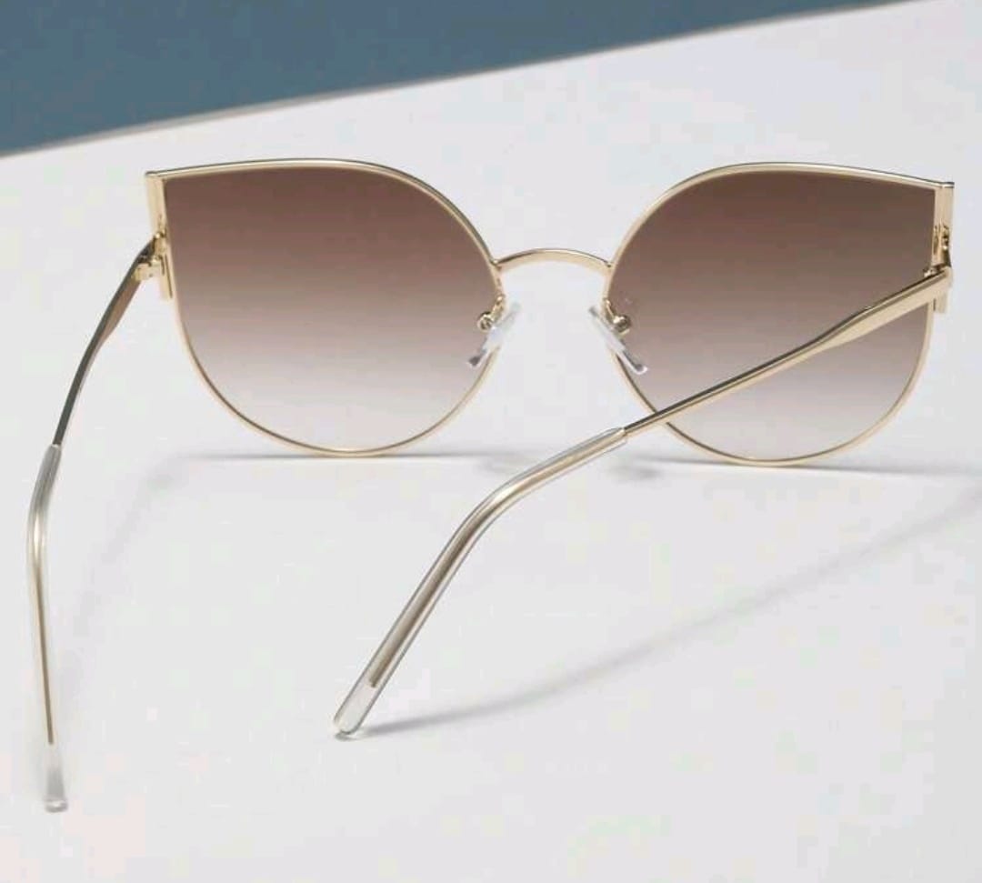 Beige Cat Eye Shaped Full Frame Fashion Glasses